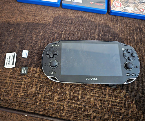 Sony vita black fi - sony,