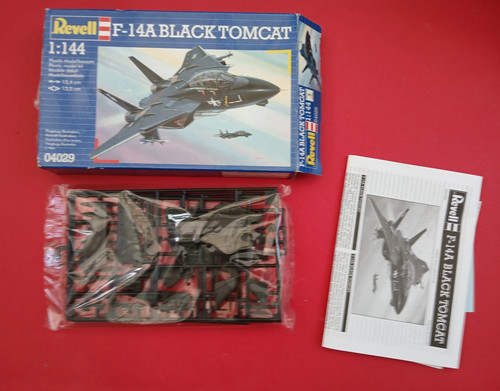 14a black tomcat model - f-14a,