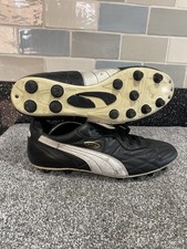 PUMA KING FOOTBALL BOOTS UK 10 Moulded studs 