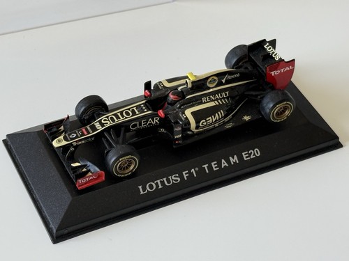 Romain grosjean lotus f1 - romain,