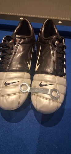 Nike total iii - nike, 2005