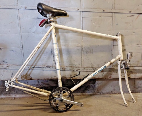 Fuji palisade road bike - 77',