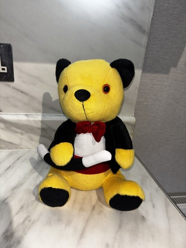 Sooty yellow bear magician - sooty,