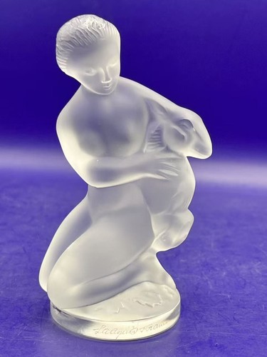 Lalique frosted crystal - lalique,
