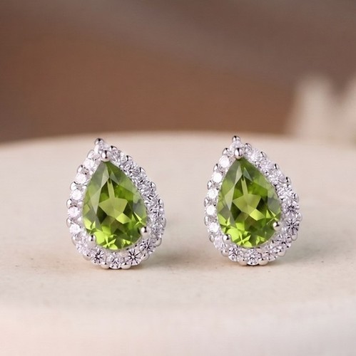 Natural peridot - 4.00,
