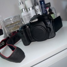 Canon EOS 60D Body Only w/