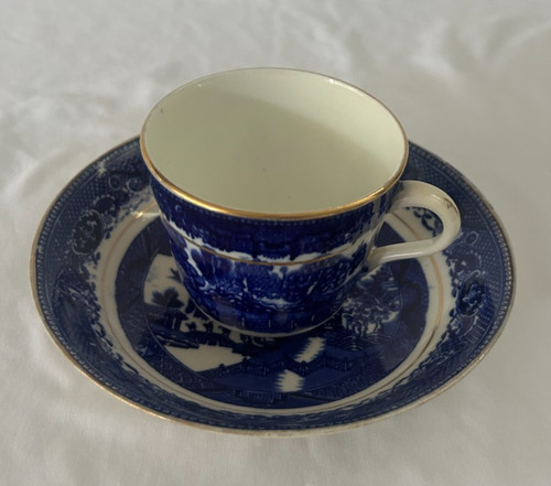 Vintage blue willow tea - blue,