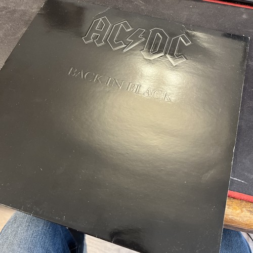 Back black vinyl - back,
