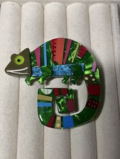 erstwilder a chameleon named pop brooch