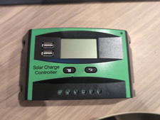 30A PWM Solar Charge Controller 12/24V Voltage Regulator Battery Charger LCD USB