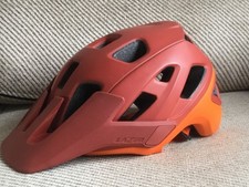 Lazer Jackal KinetiCore MTB helmet MEDIUM in rust/orange