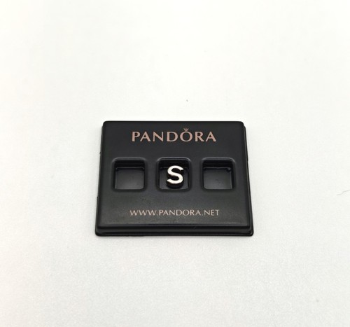 Pandora letter petite - letter, s