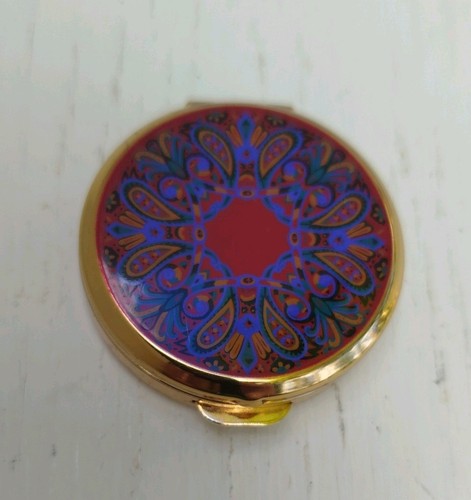 Vintage stratton enamel - vintage,