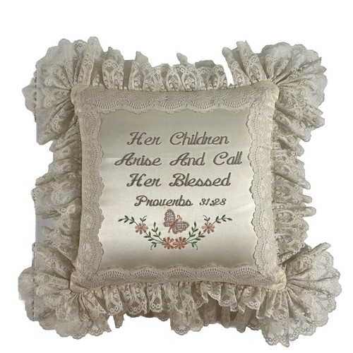 Vtg lace trimmed - throw, pillow