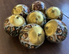 Hummel Christmas 1982  Seven