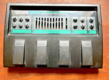 BOSS  BE-5B Bass Multi Effects Pedal with power supply - Free P&P
