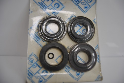 Engine oil seal - engine, set