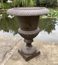 SINGLE SMALL VICTORIAN STYLE