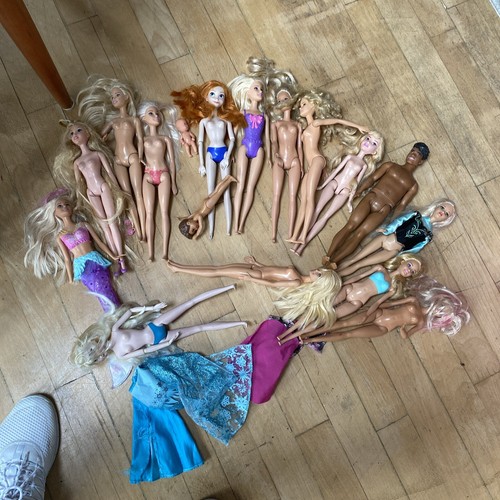 Large different doll bundle - large,