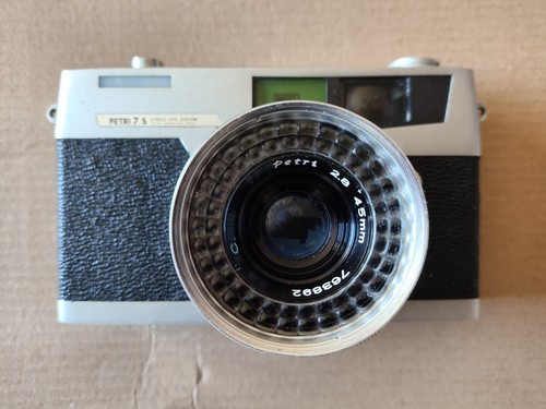 Petri 35mm rangefinder - 7s,