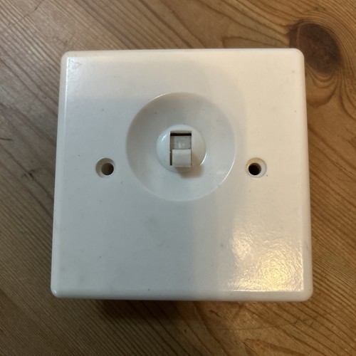 Bakelite ivory way switch - ivory,