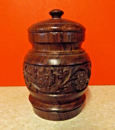 Wooden lidded tobacco - tobacco, jar