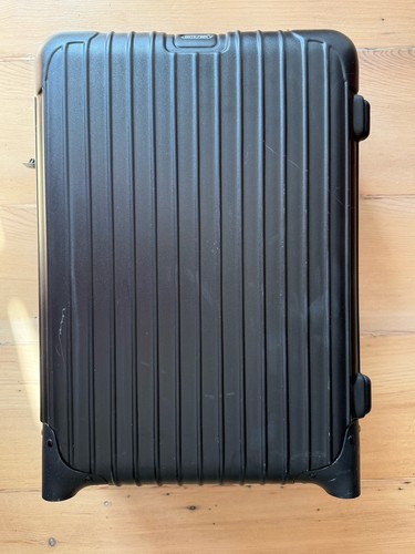 Rimowa carryon suitcase black - rimowa,