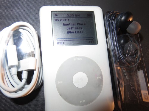 Apple ipod 4th - ipod, 20gb