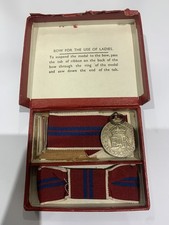 Boxed silver qe2 - boxed,