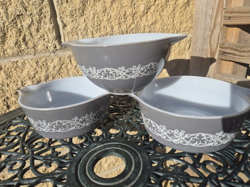 Vintage jaj pyrex hawthorne - pyrex,
