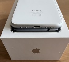 Apple iPhone XR 64GB White