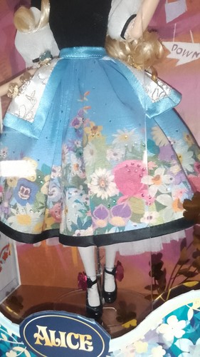 Disney alice wonderland - alice,