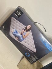 Flocked air bed with air pump