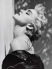 MADONNA Signed Photograph -
