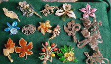 Vintage Enamel Flower Brooches Various Designs  "Exquisite" Etc Job Lot Bundle