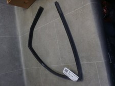 FORD Focus Mk1 98-04 5DR WINDOW RUNNER SEAL REAR PASSENGER SIDE NEARSIDE LEFT