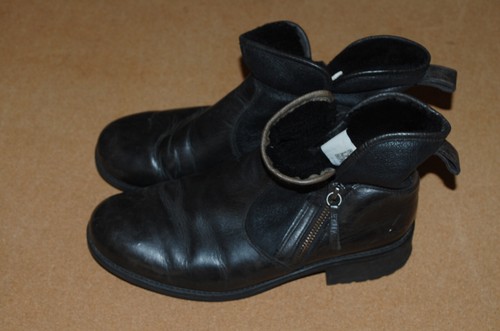Ugg australia 41 suit - uk, 8.5/41