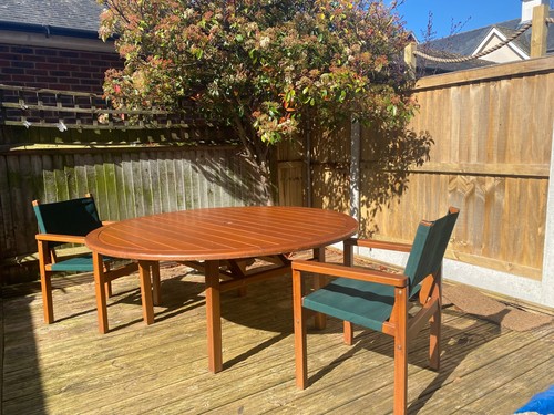 Pre loved round teak - pre-loved,
