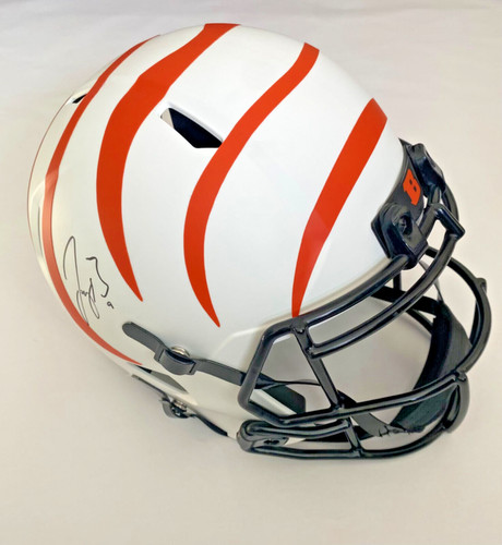 Joe burrow autographed bengals - joe,