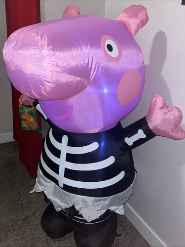 Peppa pig halloween skeieton - halloween,