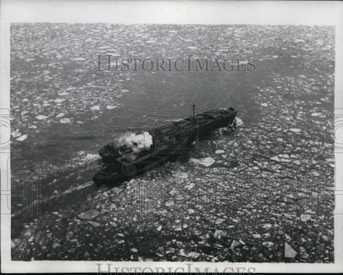 1933 press photo oil barge - 1933, and