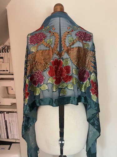 Silk velvet devoré - velvet, beaded