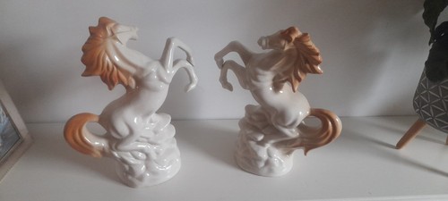 Pair collectable vintage - pair,