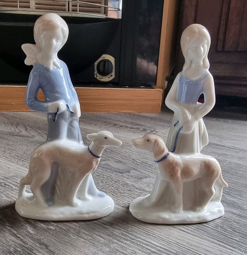 Pair vintage figurines - pair, with