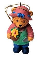 Gardener Bear Christmas
