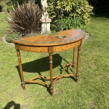 EXQUISITE BRIGHTS OF NETTLEBED