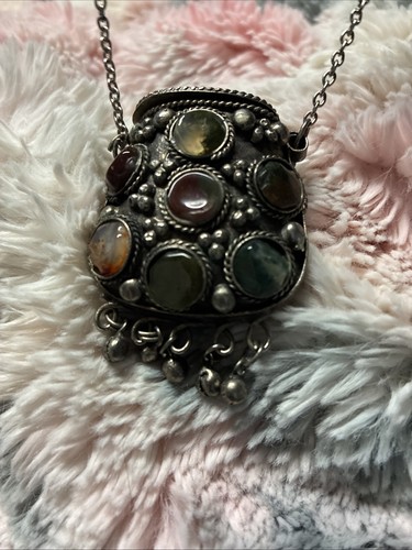 Silver prayer box gemstone - ,