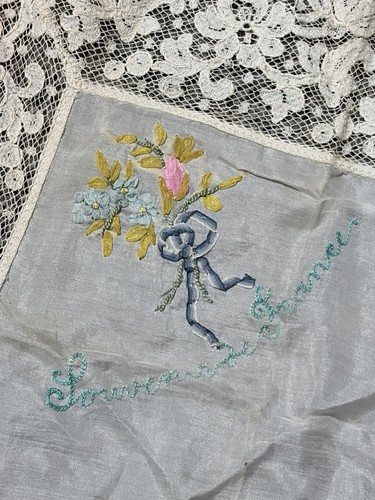 Vtg lace wedding handkerchief - lace,