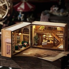 Wooden Miniature Doll House 3D