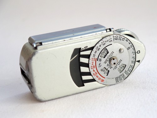 Leica light meter - meter, weston